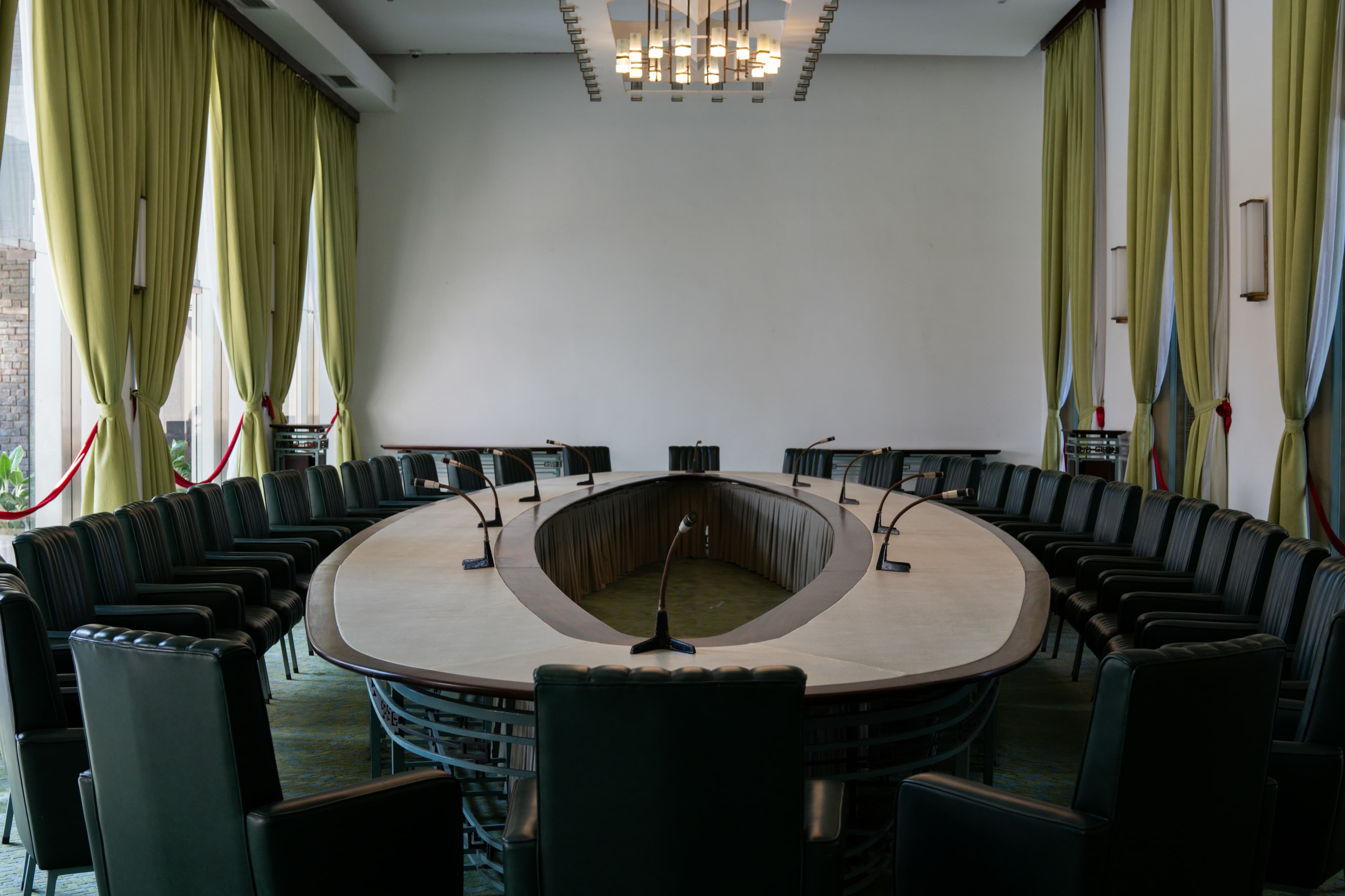 an image of Boardroom