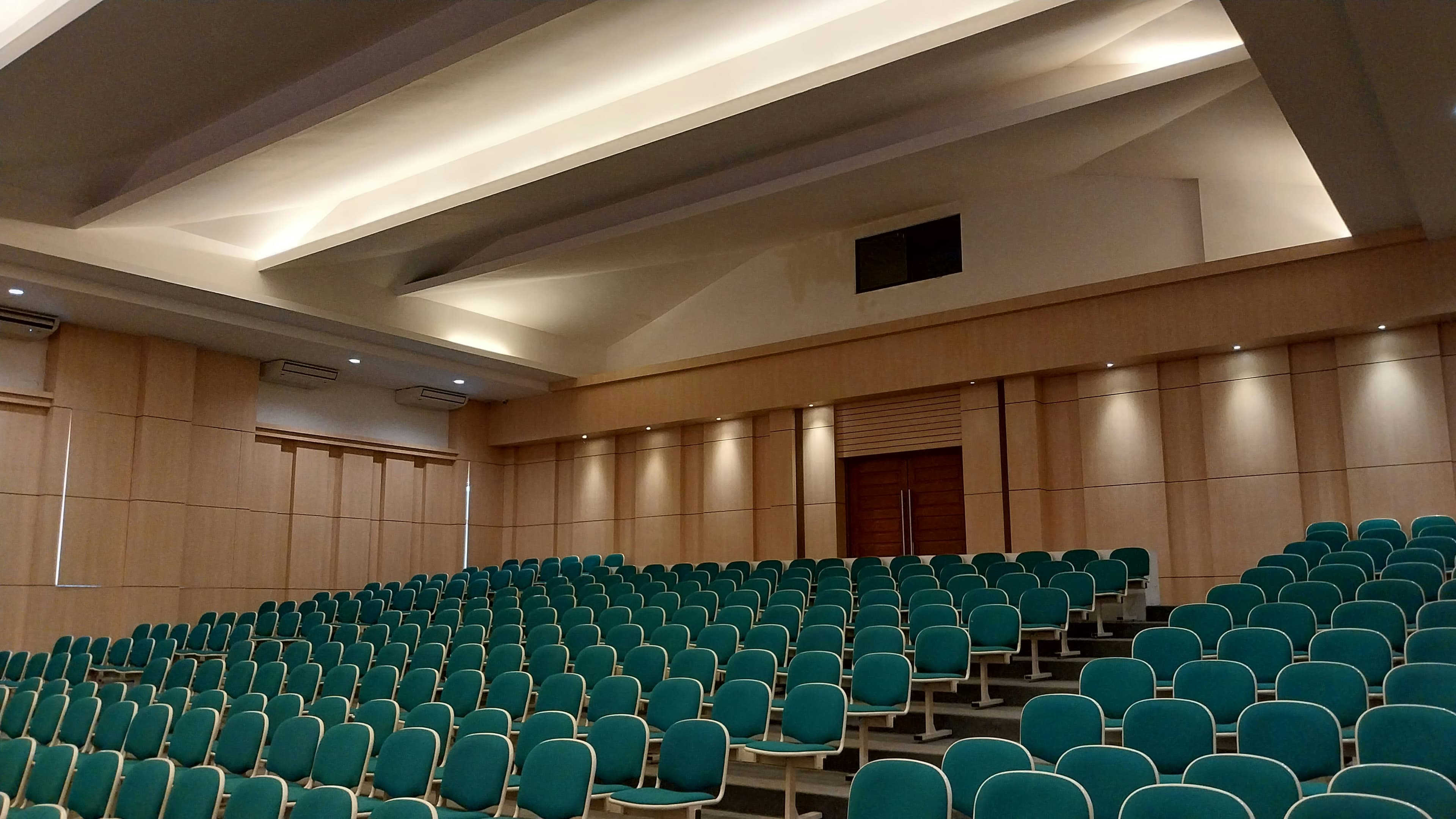 header image for the conference hall page